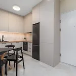 Kolejowa 43a By Homeprime Διαμέρισμα *