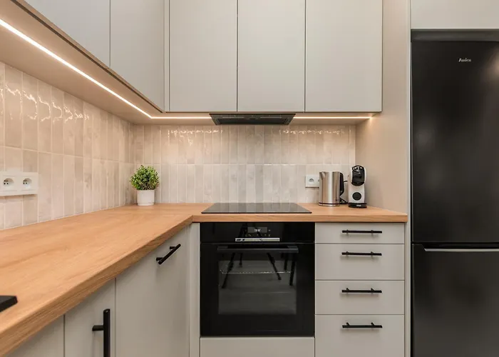 Kolejowa 43a By Homeprime Varšava